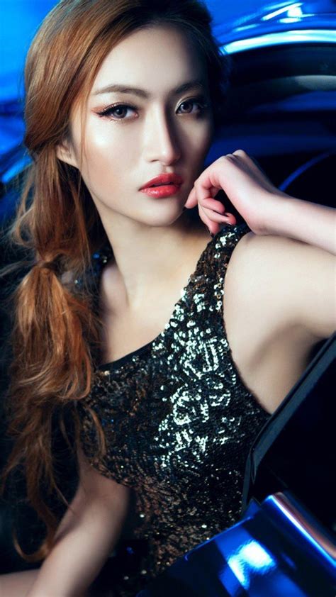 缺席若塔葬礼！C罗弥补遗憾：参加若塔纪念仪式慰问家人+献奖杯